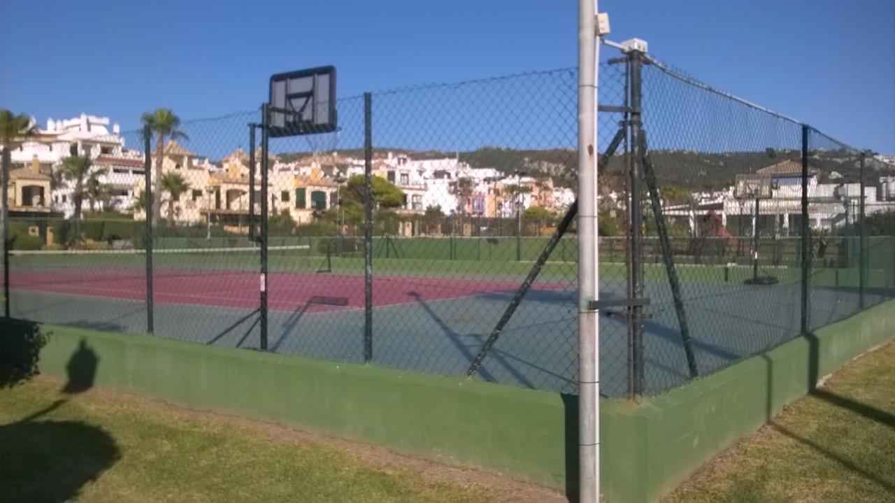 Atlanterra Bajo. Salida Directa. Urbanizacion De Lujo. Piscinas Canchas Padel. Wifi Y A/A Захара де лос Атунес Екстериор снимка