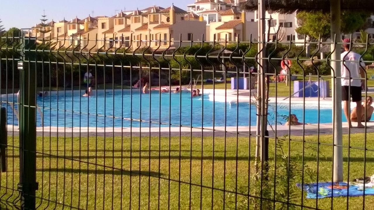 Atlanterra Bajo. Salida Directa. Urbanizacion De Lujo. Piscinas Canchas Padel. Wifi Y A/A Захара де лос Атунес Екстериор снимка