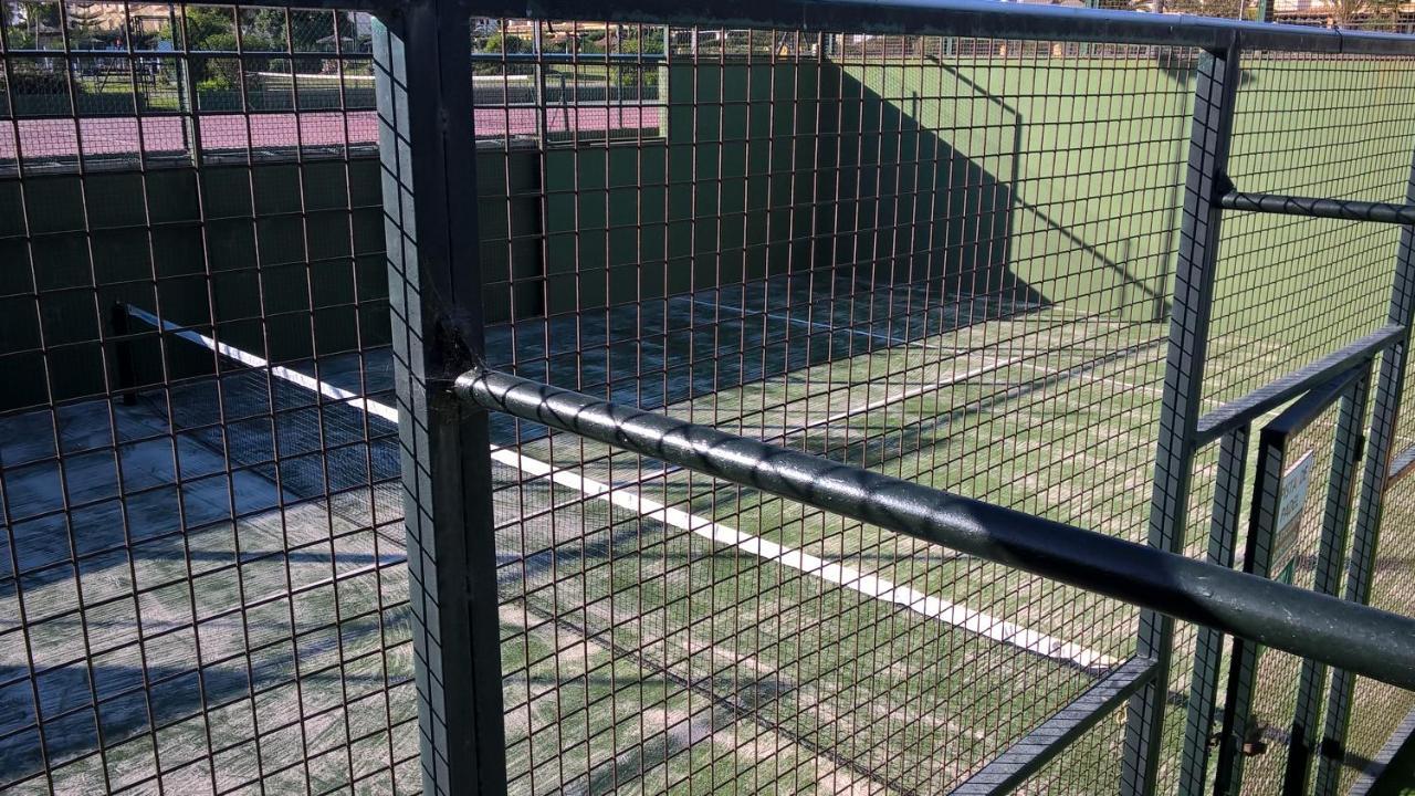 Atlanterra Bajo. Salida Directa. Urbanizacion De Lujo. Piscinas Canchas Padel. Wifi Y A/A Захара де лос Атунес Екстериор снимка